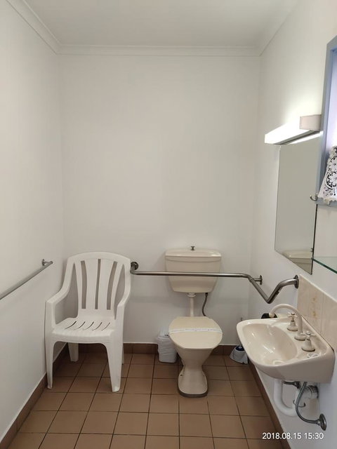 Coachman Motel And Holiday Units - Mackay Tourism 25