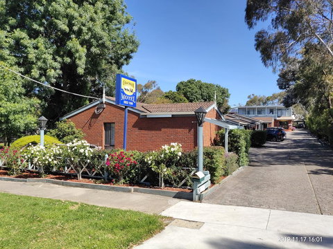 Coachman Motel And Holiday Units - Mackay Tourism 4