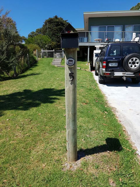 Beach Retreat Apartment Marengo - Mackay Tourism 20