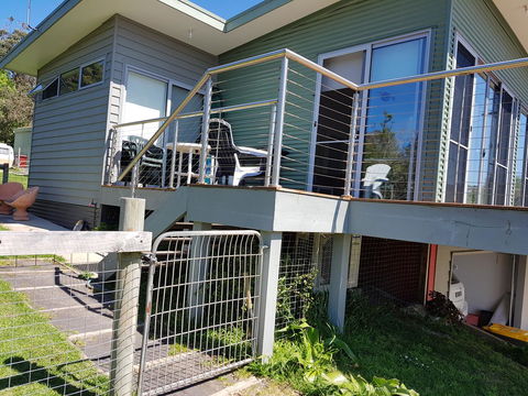 Beach Retreat Apartment Marengo - Mackay Tourism 13
