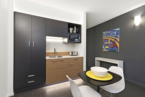 Vue Apartments Geelong - Mackay Tourism 3