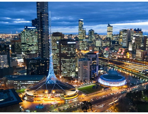 Ultimate Luxury Penthouse From The Block - Mackay Tourism 26