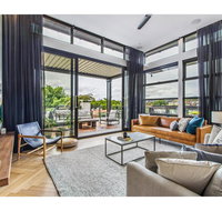 Ultimate Luxury Penthouse From The Block - Mackay Tourism