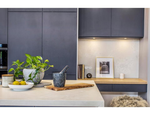 Ultimate Luxury Penthouse From The Block - Mackay Tourism 21