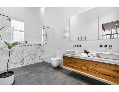 Ultimate Luxury Penthouse From The Block - Mackay Tourism 2