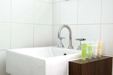 MAC South Yarra By Melbourne Apartment Collection - Mackay Tourism 14