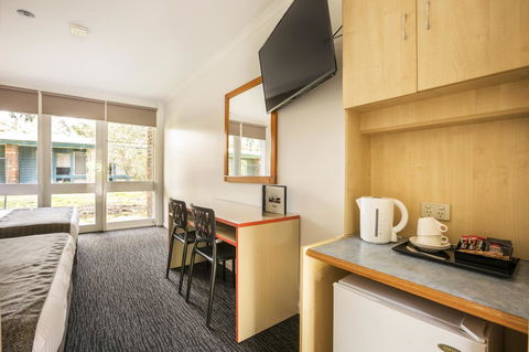 Burvale Hotel - Mackay Tourism 36