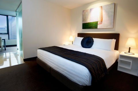 Corporate Living Accommodation Hawthorn - Mackay Tourism 1