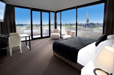 Corporate Living Accommodation Hawthorn - Mackay Tourism 10