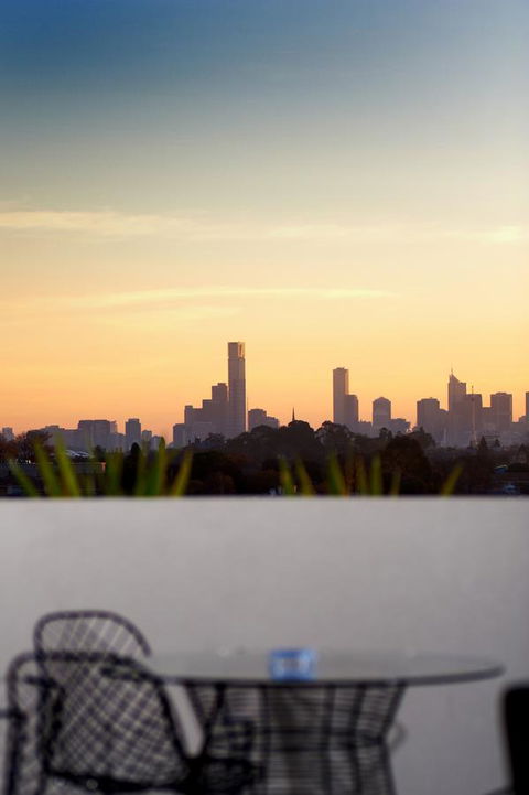 Corporate Living Accommodation Hawthorn - Mackay Tourism 16