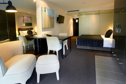 Corporate Living Accommodation Hawthorn - Mackay Tourism 7