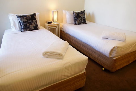 Accent Accommodation@Docklands - Mackay Tourism 18