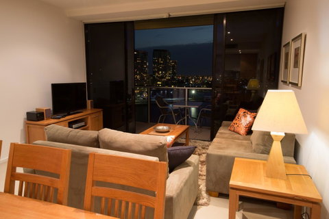 Accent Accommodation@Docklands - Mackay Tourism 13