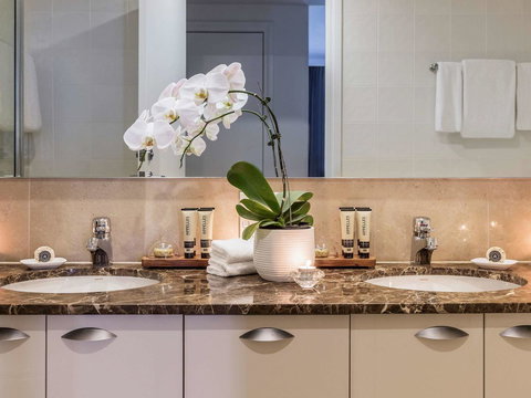 Quay West Suites Melbourne - Mackay Tourism 29