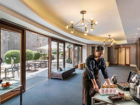 Quay West Suites Melbourne - Mackay Tourism 30