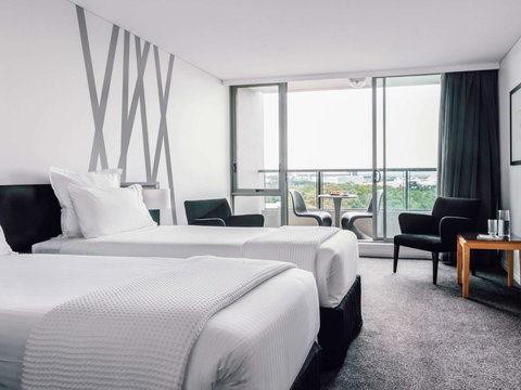 Quay West Suites Melbourne - Mackay Tourism 8
