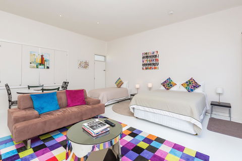 Cottages For Couples - Mackay Tourism 10