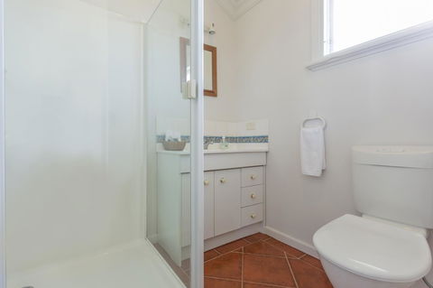 Cottages For Couples - Mackay Tourism 27