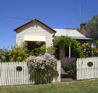 Miss Pym's Cottage - Mackay Tourism