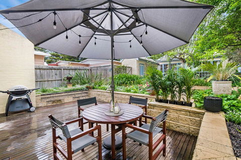 The Waterfront Apartment - Mackay Tourism 12