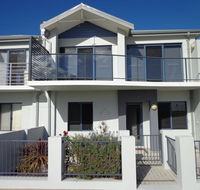 The Beach Villa Bunbury - Mackay Tourism