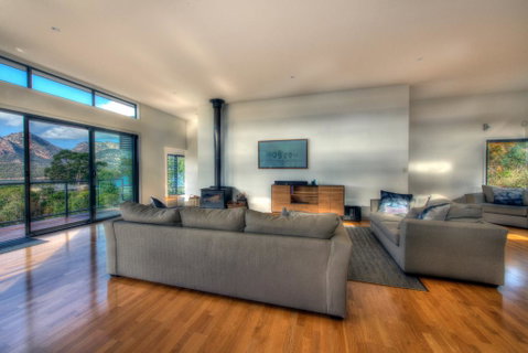 The Bolthole - Mackay Tourism 1