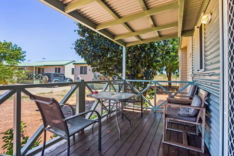The Cove Holiday Village - Mackay Tourism 3