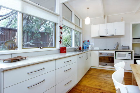 The Decks @ Silverleaves - Mackay Tourism 1