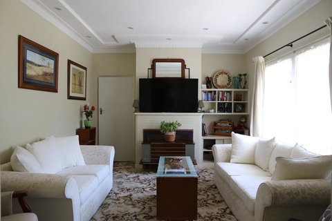 The Evergreen Bed And Breakfast - Mackay Tourism 0