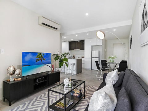 THE HAMILTON (I715)-L'Abode Accommodation - Mackay Tourism 0