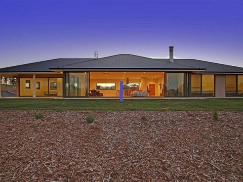 The Junction - Contemporary Meets River Country - Mackay Tourism 0