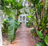 The Lakehouse in Raffetys Resort - Mackay Tourism