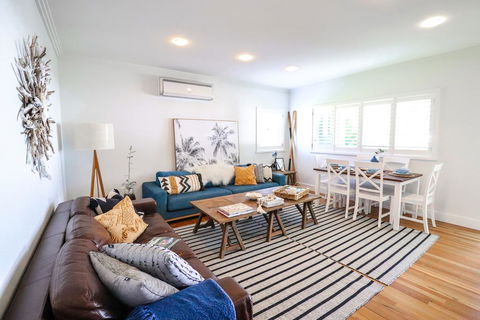 The Lakehouse In Raffetys Resort - Mackay Tourism 3