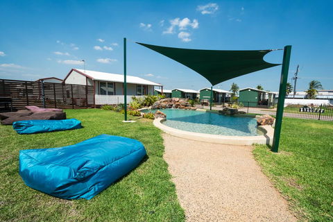The Leprechaun Resort - Mackay Tourism 0