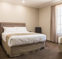 The Lighthouse Hotel - Mackay Tourism