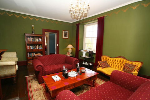 The Lodge On Elizabeth Boutique Hotel - Mackay Tourism 2