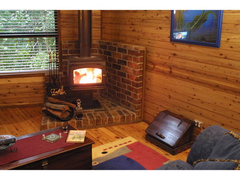 The Mouses House Rainforest Retreat - Mackay Tourism 2