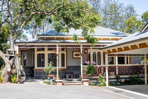 The Oaks Lilydale Accommodation - Mackay Tourism 1