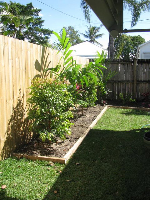 The Red Sparrow - Mackay Tourism 3