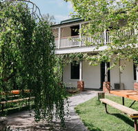 The Robin Hood Inn - Mackay Tourism