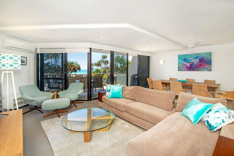 The Rocks Resort, Unit 1C - Mackay Tourism 3