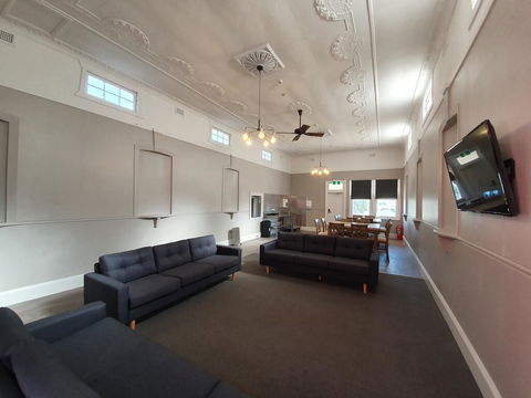 The Royal Hotel - Mackay Tourism 3