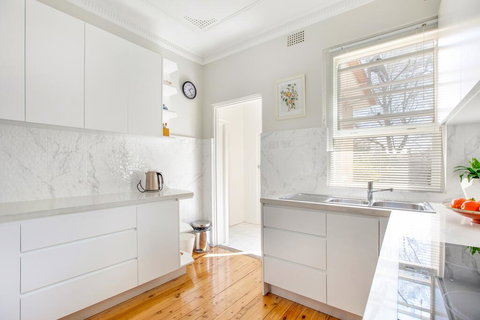 The Summit House - Mackay Tourism 1