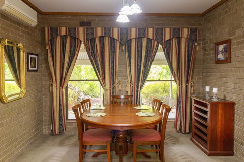 The Townhouse - Mackay Tourism 3