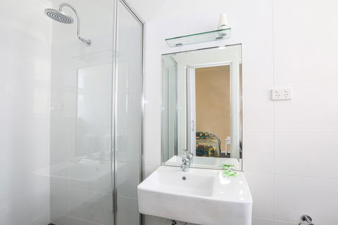 The Union Club Hotel - Mackay Tourism 3