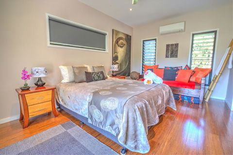 The Zen Den Adults Only - Mackay Tourism 1