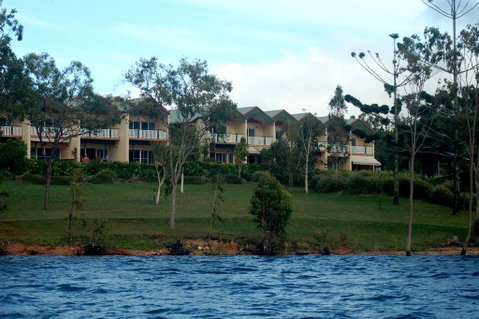 Tinaroo Lake Resort - Mackay Tourism 2