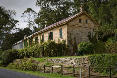 Tizzana Winery Bed And Breakfast - Mackay Tourism 1