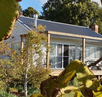 Toms Cottage - Wilgowrah -A Country Escape - Mackay Tourism
