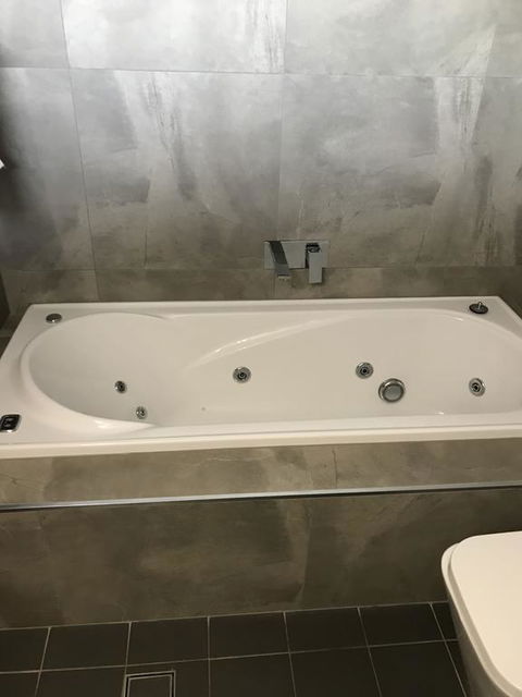 Town & Country Motor Inn - Mackay Tourism 3